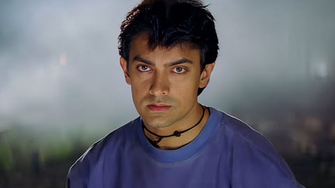 Aamir Khan Train Stunt Ghulam 28 Years Vikram Bhatt Rani Mukerji Aati Kya Khandala