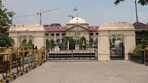 Allahabad High Court Stays Removal of 100 Year Old Banyan Tree, Calls It a Natural Heritage