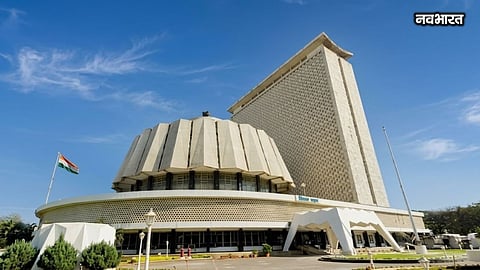 Rift deepens in Congress over Amravati MLC polls. Yashomati Thakur alleges ticket selling, while chief Sapkal claims candidate was chosen with her consensus
