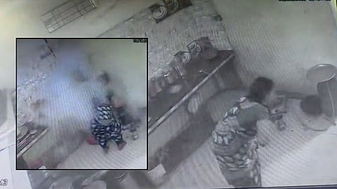 shajapur-hostel-cooker-blast-one-female-staff-injured