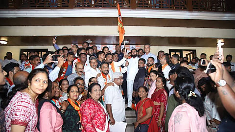 eknath shinde shiv sena joining drive congress ncp thackeray group leaders join