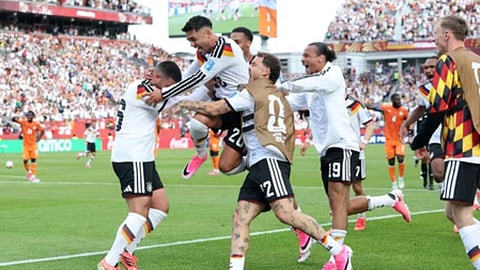 FIFA World Cup: Germany defeated Côte d'Ivoire 2-1, secured a spot in the knockout stage.