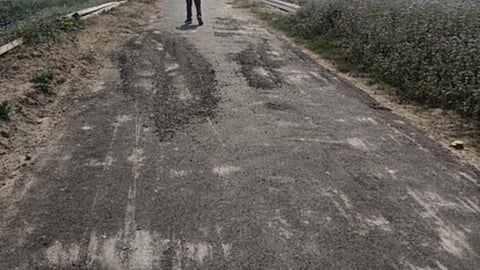 lakhegaon mendha road construction corruption allegation gondia