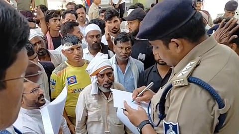 Dispute over a cricket ball escalated into a violent clash and firing incident in Gwalior's Chakraypura area