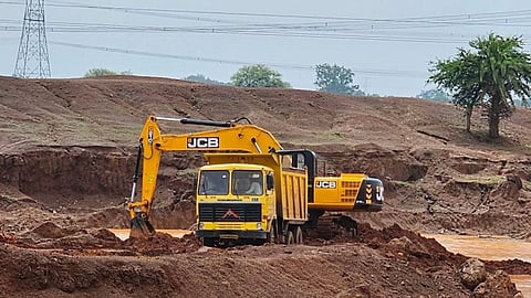 mohadi illegal murrum mining complaint investigation demand