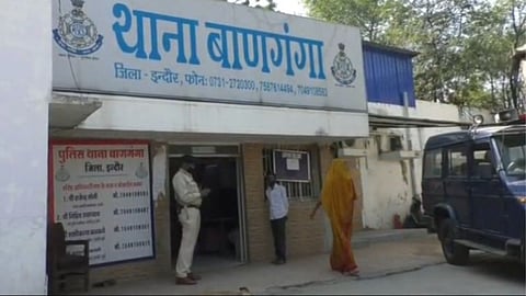A pair of slippers solved the murder mystery; the young man's friend turned out to be the murderer; police arrested the accused.