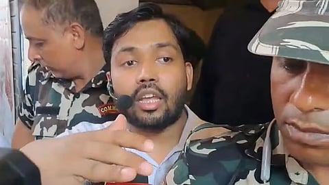 New Twist in Patna Coaching War: Two of Khan Sir's Guards Taken into Police Custody Following Viral Video; Accused of Firing