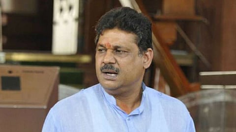 Kirti Azad Slams Rebel Lawmakers Amid Growing TMC Turmoil