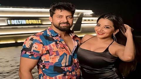 Bhojpuri Actress Monalisa And Vikrant Singh IVF Treatment Baby Planning
