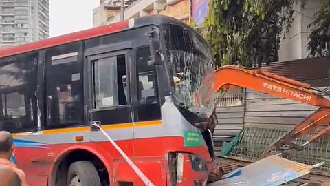 Mumbai Dadar BEST Bus Accident