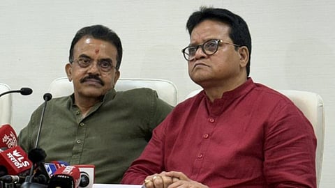 Mumbai Hawkers Issue Sanjay Nirupam News
