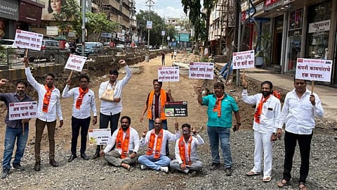 nashik smart city road digging mns protest administration negligence