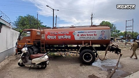 Nashik Water Crisis Relief By Corporator Pramila Maind Provides Water Tankers