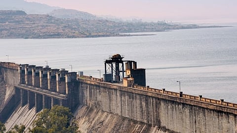 CWPRS to conduct structural safety audit of 8 major dams in Pune amid climate change concerns; PCMC beat inspector caught taking Rs 70k bribe by ACB in Pimpri-Chinchwad.