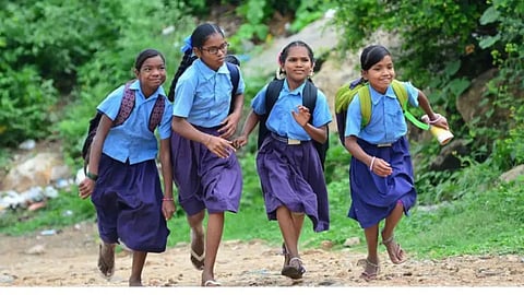 maharashtra school uniform policy teachers demand old rules