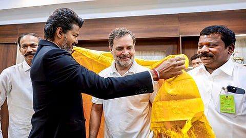 Tamil Nadu CM Vijay's Major Masterstroke: Shows Generosity Towards Congress; Sends a Message to the Opposition