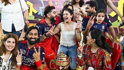 Virat Kohli and anushka sharma celebrate ipl 2026