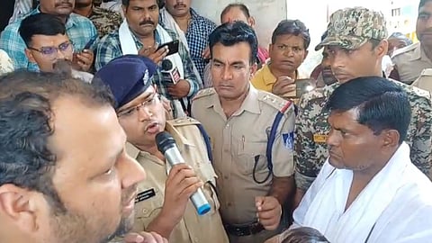Kushwaha Samaj reaches SP office demanding arrest of murder accused