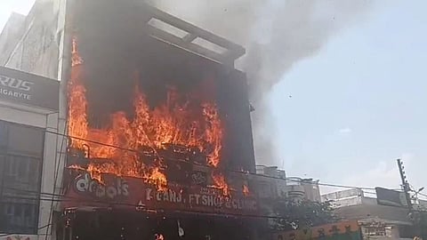 lucknow fire