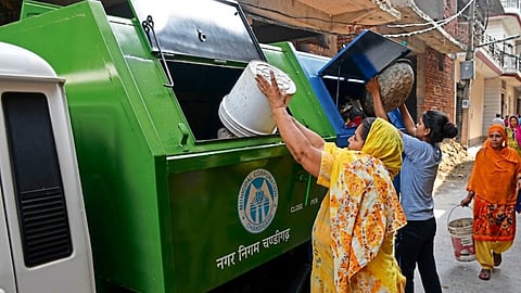 Work halted over unpaid wages; 1,200 sanitation workers on strike; garbage crisis deepens in Nagpur.