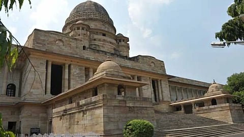 Evicted from their own home by their son and grandsons, elderly couple had been wandering homeless for eight months; Nagpur Bench reprimands the administration.