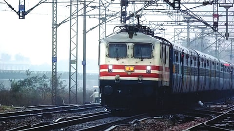 5-Hour Delay on Arrival, 8-Hour 'Layover' on Departure: Nagpur Railway's 'Modern' Timetable Throws Public Plans into Disarray