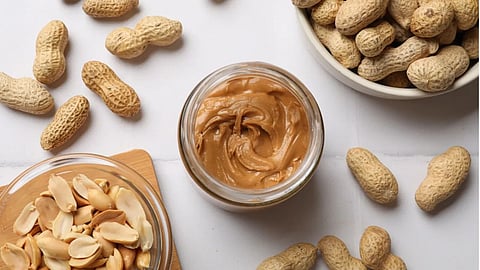 Health Benefits of Peanut Butter, how peanut butter help as protein for body building