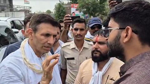 Ratlam Congress Workers Protest