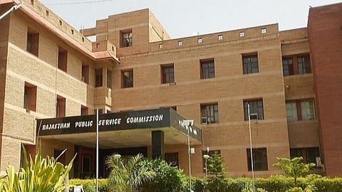 RPSC has invited applications for 371 Assistant Prosecution Officer posts, and LLB graduates can apply till July 7, 2026.