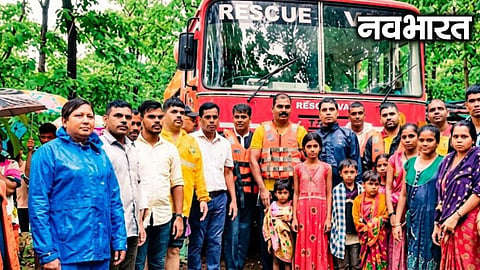 Over 890 shifted to safe shelters amid floods in Palghar. Overflowing Kalu River submerged key bridges, snapping connectivity for over 10 villages.