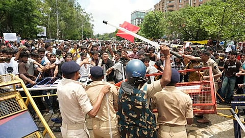 Tejashwi Yadav on Student Protest