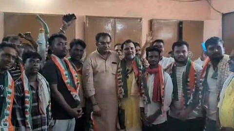 Omkareshwar BJP Workers Join Congress