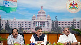 कर्नाटक में पोर्टफोलियो का सस्पेंस खत्म! CM डीके शिवकुमार ने किसे सौंपी कौन-सी कुर्सी, देखें पूरी लिस्ट