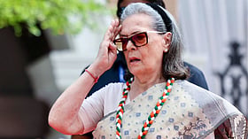 Vande Mataram Controversy: सोनिया गांधी के बचाव में कांग्रेस-TMC-DMK, CPI-M ने पूछा- पार्टी का रुख क्या है?