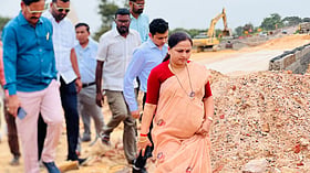 किसानों की परेशानी पर प्रतिभा धानोरकर सख्त, नितिन गडकरी से मुलाकात के बाद NHAI अधिकारियों को दिए निर्देश