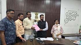 जलगांव में वोटर लिस्ट का बड़ा SIR: 5.14 लाख नाम प्रारूप सूची से बाहर, 30 सितंबर तक नाम जुड़वाने का मौका