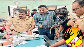 अमरावती में दिनदहाड़े कॉलेज की सीढ़ियों पर छात्रा पर चाकू से वार;छात्राओं की सुरक्षा पर फिर उठे सवाल