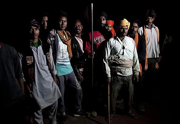 देश पर
आरएसएस का कब्जा और उससे पैदा खतरा