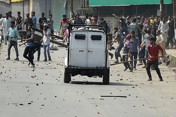 अगर भारत के हाथ से कश्मीर निकलता है तो मोदी होंगे इसके जिम्मेदार 