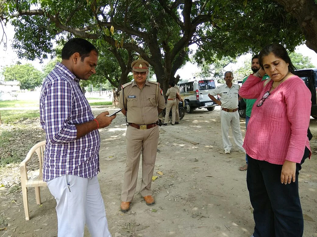 बीएचयू : शहर में तनाव, लंका पर धरने की तैयारी, देश भर में प्रदर्शन
