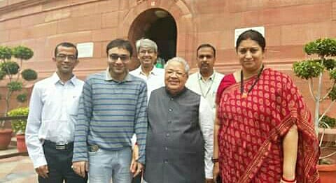 असलहे और बमों के भंडार के साथ बंगाल में बड़े पैमाने पर दंगों की तैयारी में बीजेपी