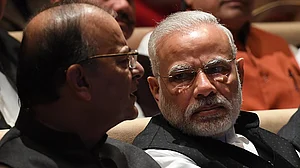 दलीलें कुछ भी दें मोदी, लेकिन जीएसटी ने ही किया है अर्थव्यवस्था का सत्यानाश