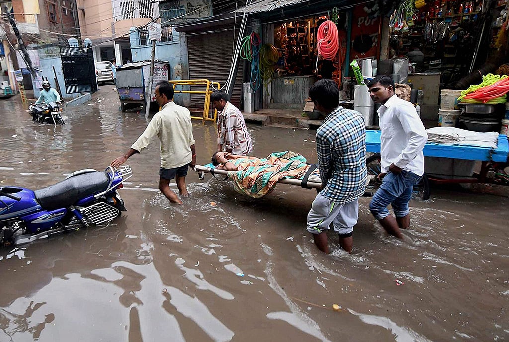 आस्था और श्रृद्धा, विरोध और सियासत : ऐसा रहा 21 सितंबर 2017