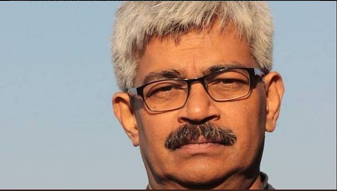 बीजेपी सरकार के मंत्री की सीडी के शक में आधी रात पत्रकार विनोद वर्मा गिरफ्तार