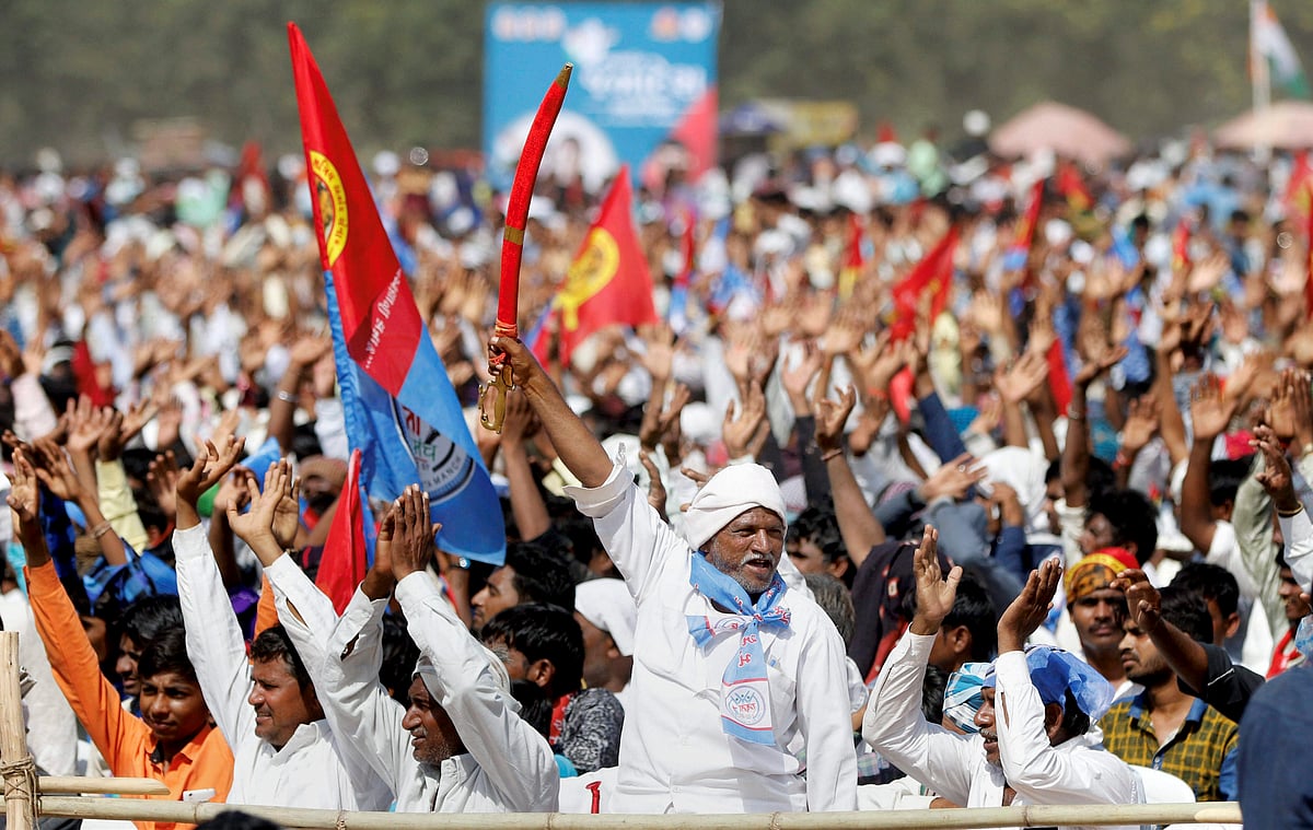 शांति, खूबसूरती और विरोध, ऐसा रहा आज का दिन