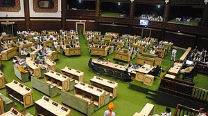 ‘उखाड़ फेंकेगी जनता’ : गुलाब कोठारी का ‘राजस्थान पत्रिका’ के पहले पन्ने पर प्रकाशित संपादकीय