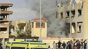 आतंकी हमले से उठे सवालः सीरिया, इराक के बाद कहीं मिस्र में तो अपनी जड़ें नहीं जमा रहा इस्लामिक स्टेट