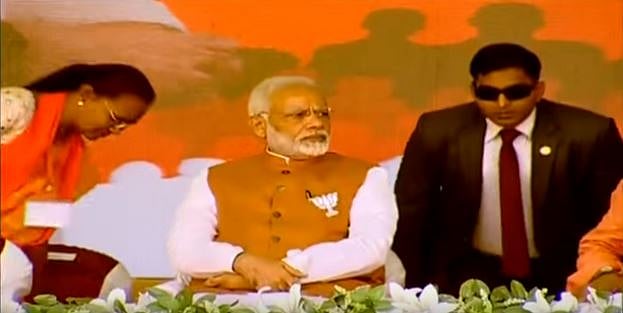 जब खाली दिखा मैदान, तो मोदी के माथे पर पड़ी शिकन और चेहरे पर आया पसीना:  राहुल ने फिर छोड़ा तंज का तीर