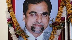 क्या हत्या हुई थी अमित शाह केस की सुनवाई कर रहे सीबीआई जज की?