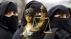 तीन तलाक पर संसद के शीत सत्र में बिल लाने की तैयारी में मोदी सरकार : क्या यह वोटों के ध्रुवीकरण की कोशिश है?